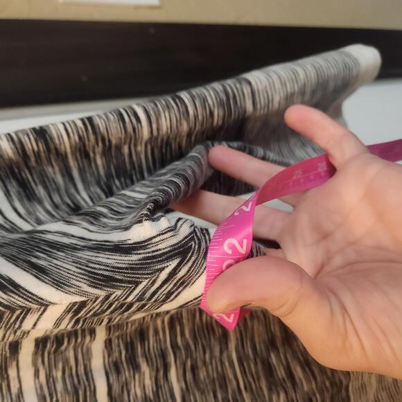 Athleta Comeback Striped Midi Dress Pima Cotton/Modal/Spandex size Large - Picture 6 of 9